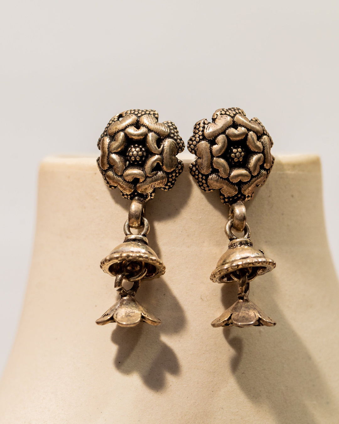 Vintage Floral Jhumka Danglers