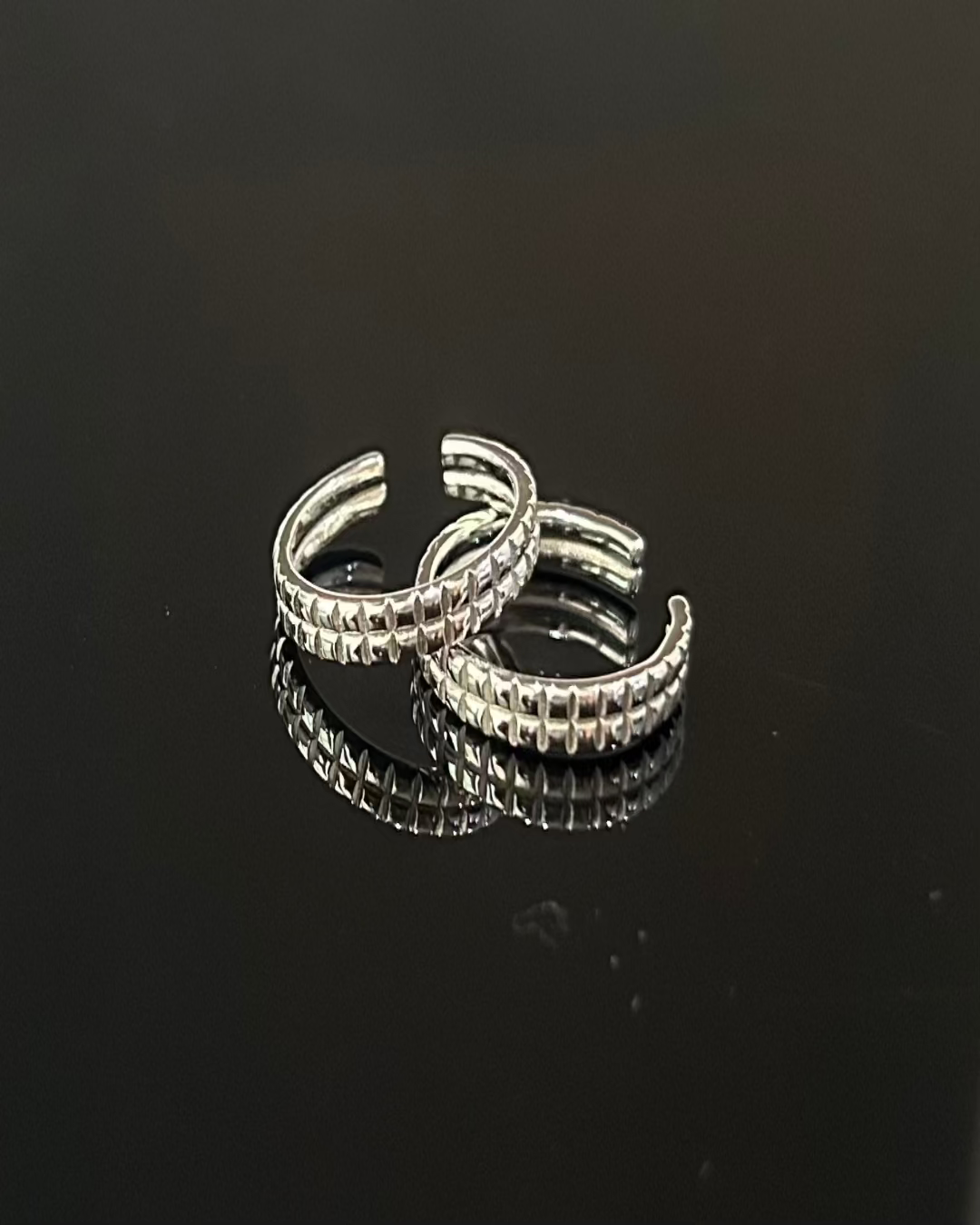 Geometric Textured Toe Rings