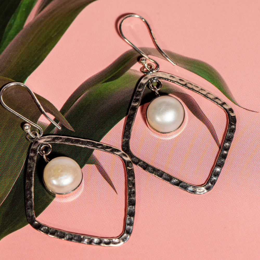 Square hoop earrings with fresh water pearl accents
